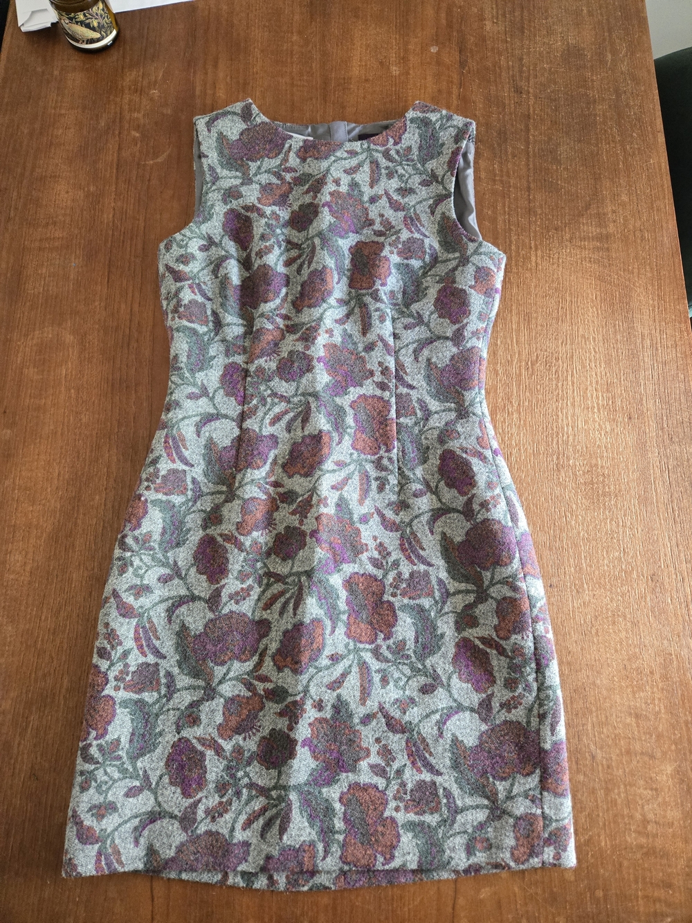 Floral Jacquard Harris Tweed Wool Dress in Gray and Purple